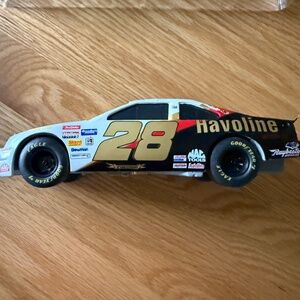 1997 Racing Champions 1:24 scale die-cast  #28 Texaco Havoline Car Bank